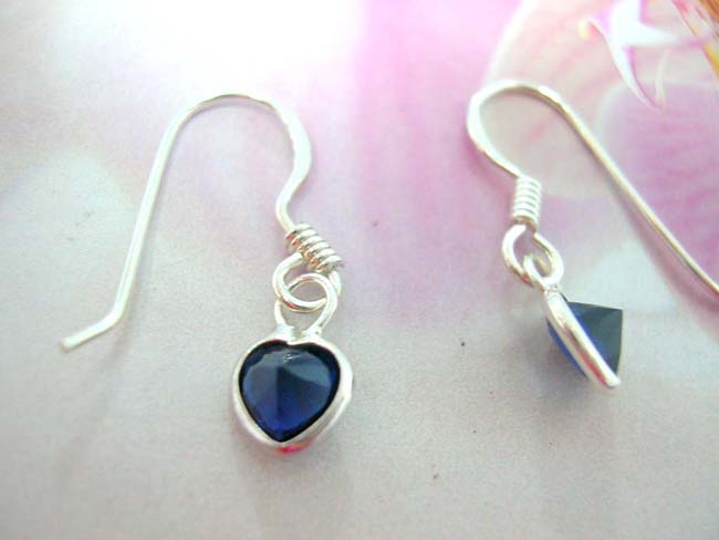 Rhinestone jewelry wholesale factory, Sapphire heart crystal earrings with 925. sterling silver mounting