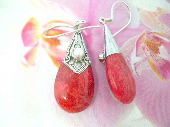 Accessory retail wholesaler supplies indonesian fashion coral gemstone earrings on 925. sterling silver mounting inlaid with imitation pearl