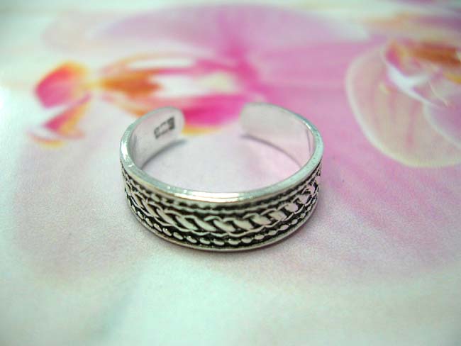 Indonesia artisan gift wear supplies, Flashing toering with braided design made from 925 sterling silver